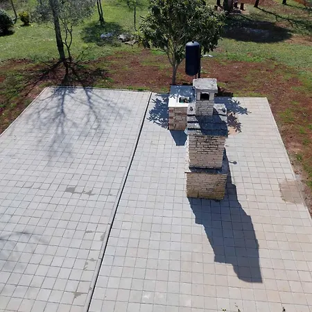 Ferienhaus Marmelo Peroj